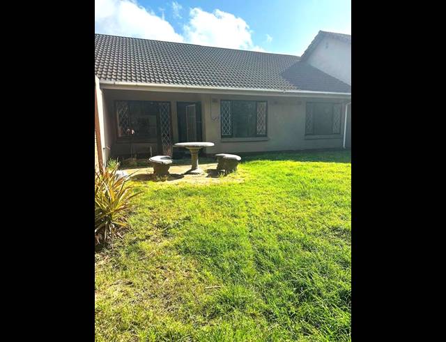 3 BEDROOM COMPLEX FOR SALE IN VELD EN VLEI